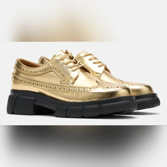 Women's Ms. Alexander Gold Leather Lug Wingtip Derby - Picture 2 of 5